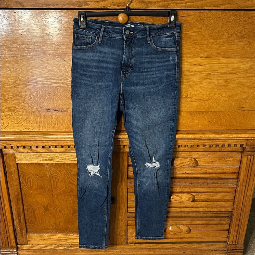 Old Navy Y2K Rockstar Super Skinny High Rise Distressed Jeans Edgy Grunge Casual